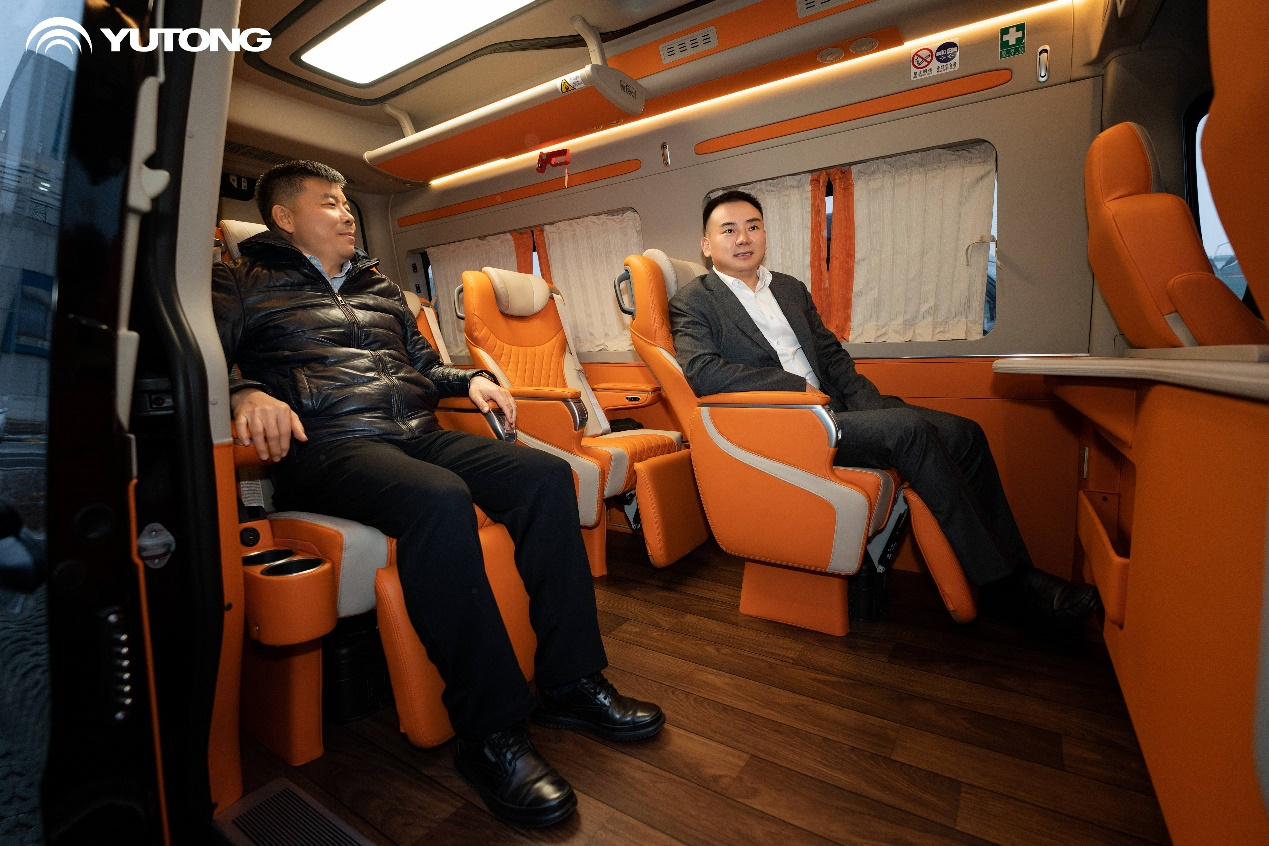 奔跑中国行，，，，，，共启新征程，，，，，，“宇”见客旅行业生长新未来
