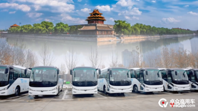 旅游市场“春意盎然”，，，，，，，letou国际米兰官网客车掀起批量交付潮