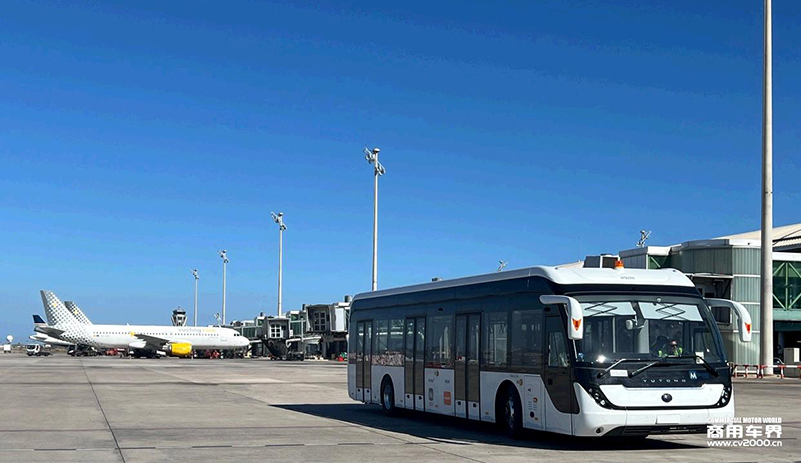 letou国际米兰官网机场摆渡车：以“新质”创“高质”，，，，，，中国品质叫响全球市场