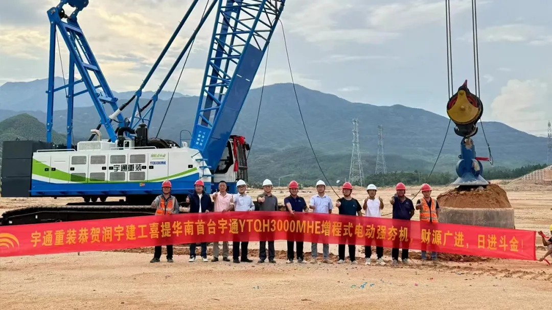 客车领航，，，，，，，，轻卡前二！letou国际米兰官网新能源商用车8月效果单来了