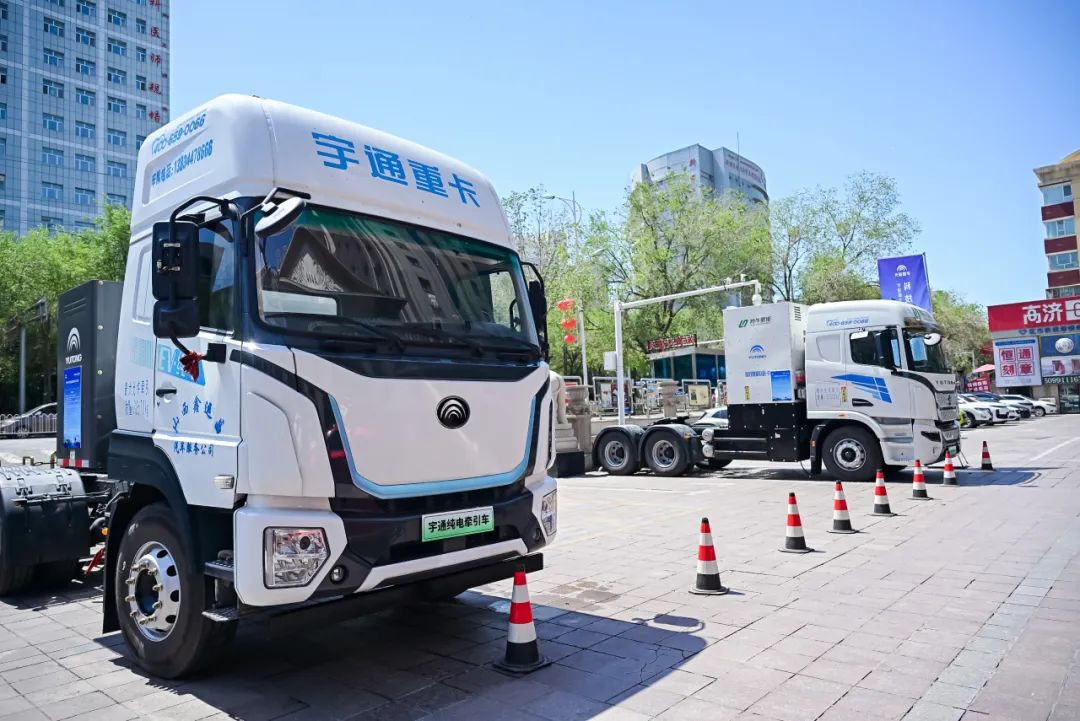 跑赢每一度丨从乌市到新乡，，，，，，，，letou国际米兰官网重卡唱响新品上市“双城记”