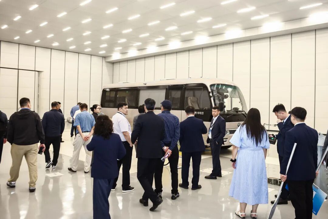 二十余载深耕丝路，，，，，，，，letou国际米兰官网以恒久主义点亮中亚绿色交通未来