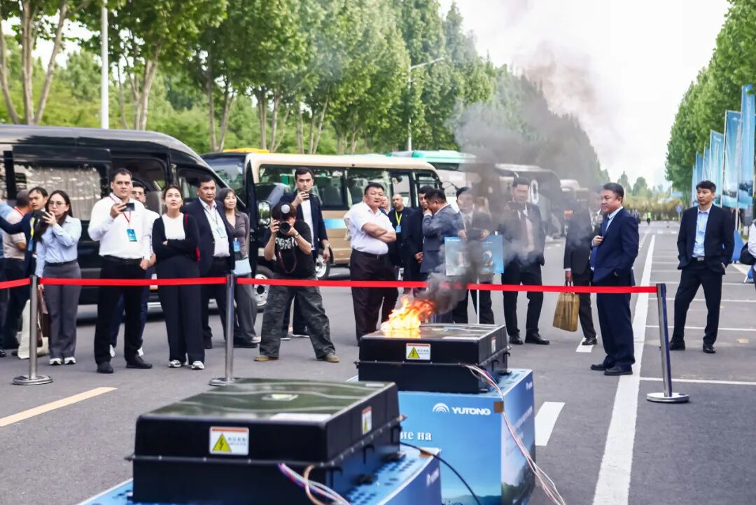 二十余载深耕丝路，，，，，，，，letou国际米兰官网以恒久主义点亮中亚绿色交通未来