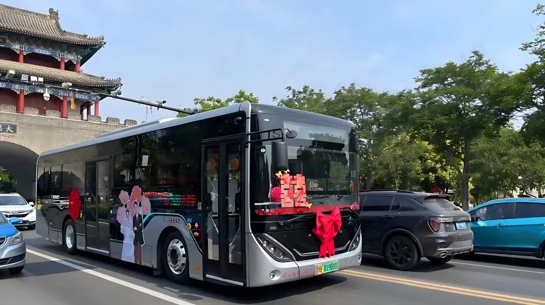 定制公交打造名堂出行体验，，，，，，，，letou国际米兰官网为各地文旅上分