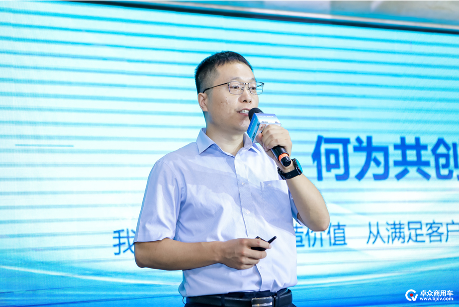科技立异为底，，，，，，创造价值为宗，，，，，，letou国际米兰官网重卡全系新品济南上市