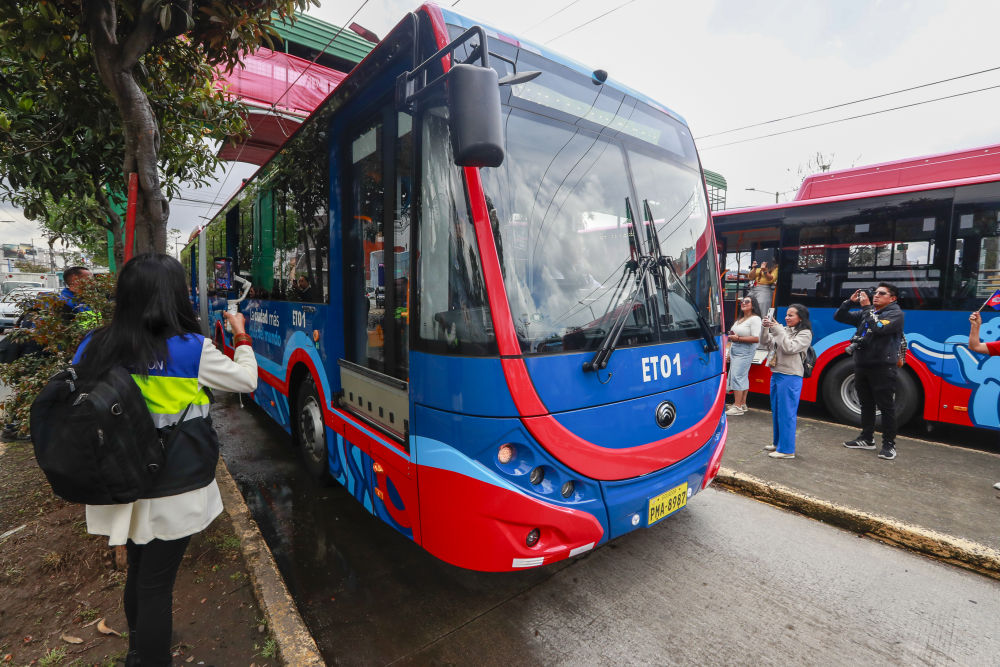 中国电动车为厄瓜多尔带来绿色出行新体验 中国电动车为厄瓜多尔带来绿色出行新体验
