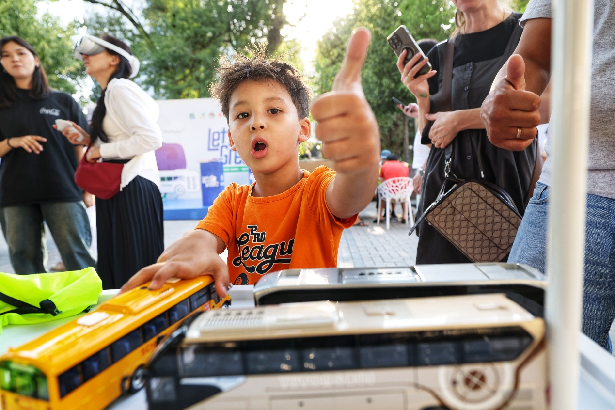 ��ɫ��������ľͼ letou������������Я���й�פ����ľͼ�����¹ݹ�����̼������ƪ��