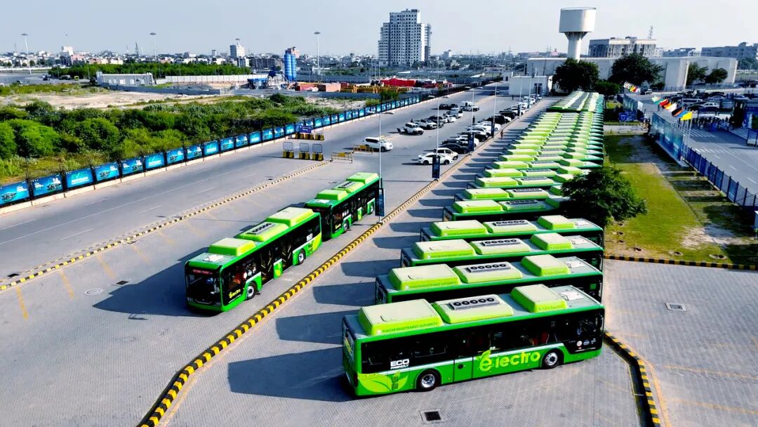 400Á¾ÅúÁ¿½»¸¶£¡letou¹ú¼ÊÃ×À¼¹ÙÍøÐÂÄÜÔ´¹«½»Â½Ðø±¼¸°°Í»ù˹̹ ͼƬ